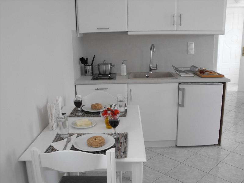 Milos Bay Suites - Oda