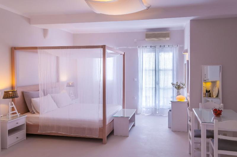 Milos Bay Suites - Oda