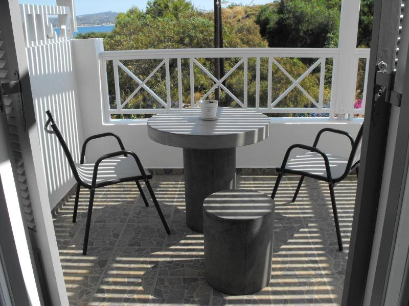 Milos Bay Suites - Oda