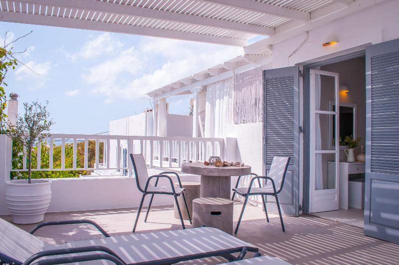 Milos Bay Suites - Oda