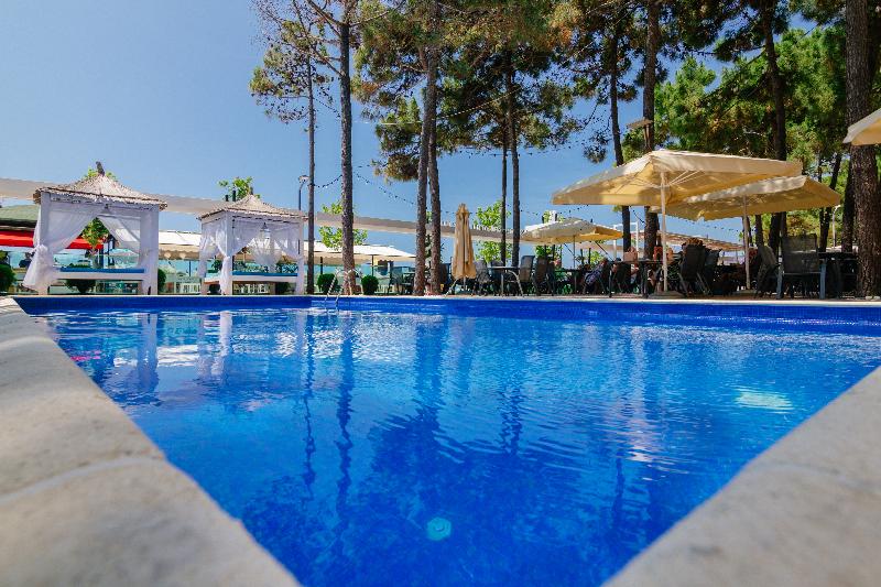 Albanian Star Hotel - Havuz