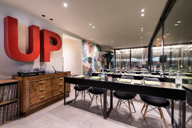 Up Hotel - Toplantı