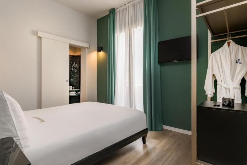 Up Hotel - Oda