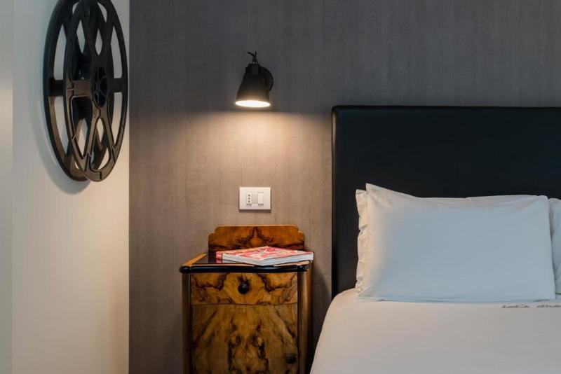 Up Hotel - Oda