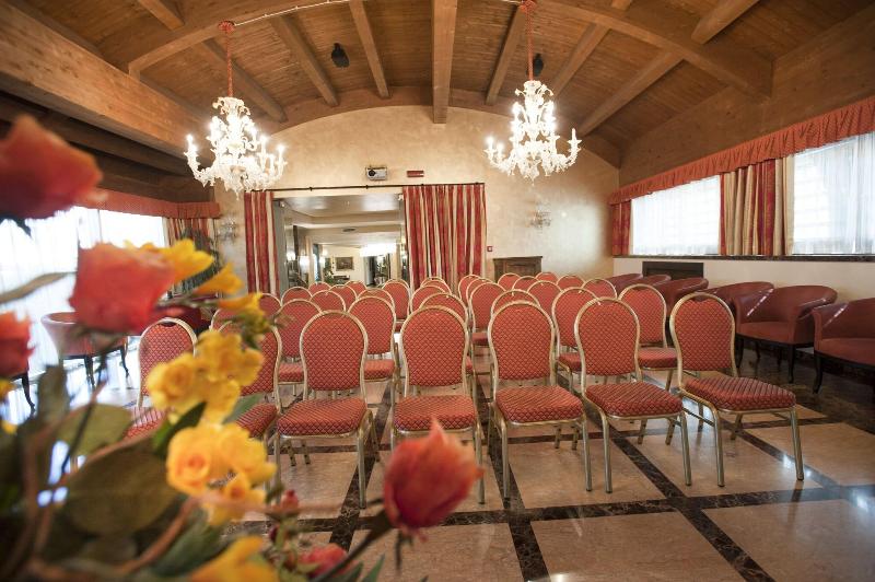 Hotel Calissano - Lobi