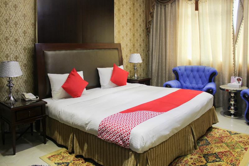 Clifton International Hotel - Oda