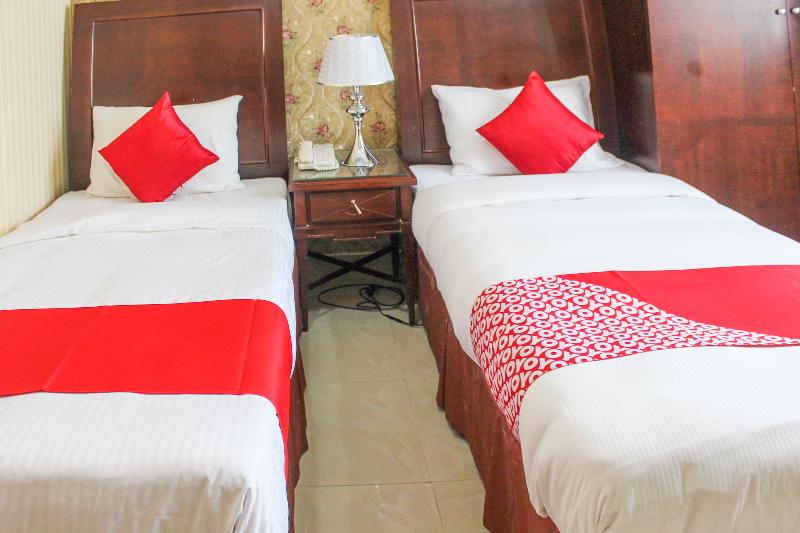 Clifton International Hotel - Oda