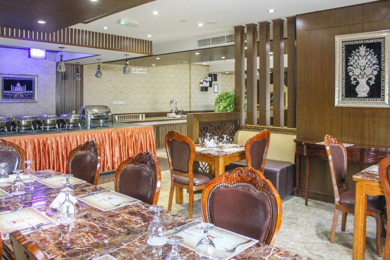 Clifton International Hotel - Restoran