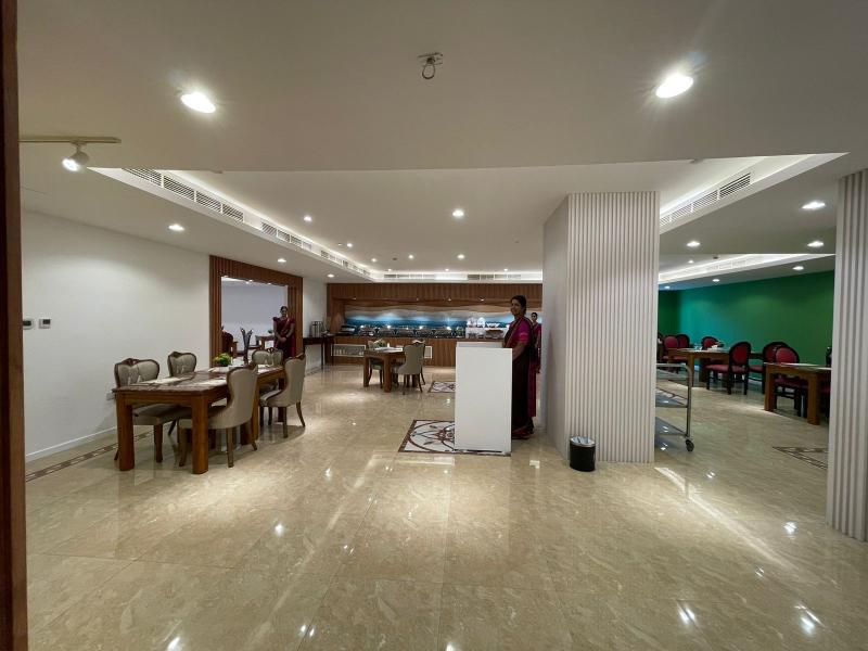 Clifton International Hotel - Restoran