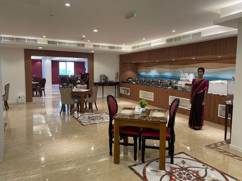 Clifton International Hotel - Restoran