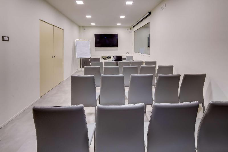 La Villa, Sure Hotel Collection by Best Western - Toplantı