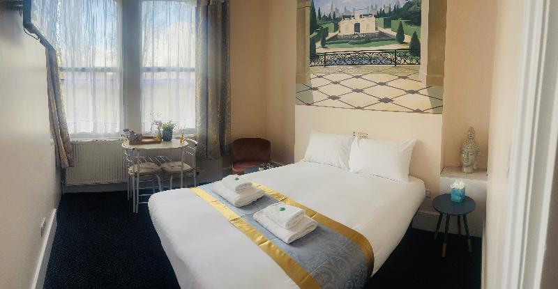 United Lodge Hotel - Oda