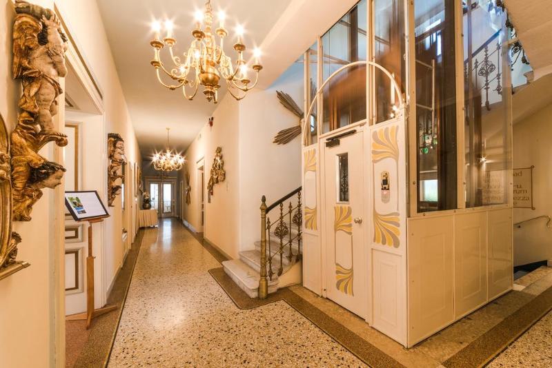 Hotel Adria & Spa - Lobi