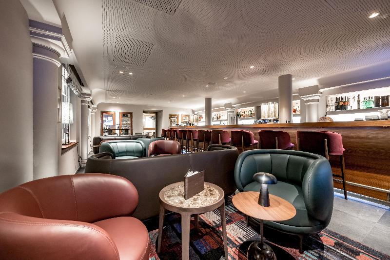 Relais & Chateaux Chasa Montana - Bar
