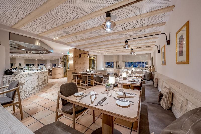 Relais & Chateaux Chasa Montana - Restoran