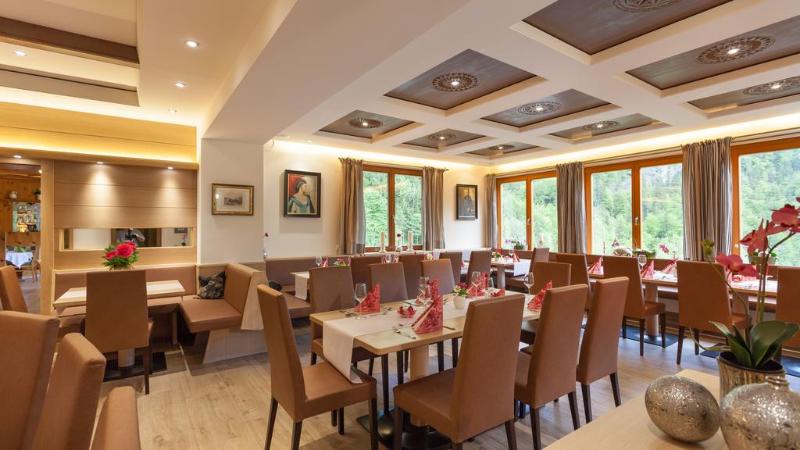 Hotel Pass Lueg - Restoran