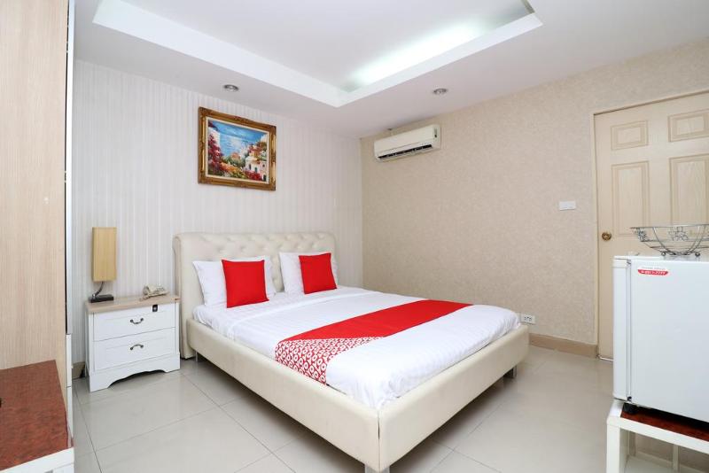 OYO 102 Diamond Residence Silom - Oda