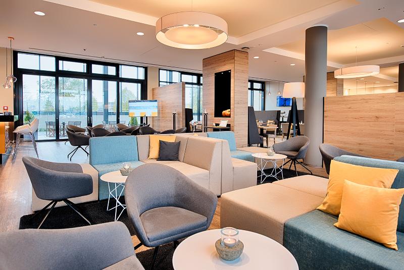 LOGINN Hotel Leipzig By ACHAT - Lobi