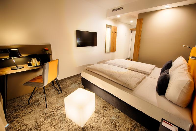LOGINN Hotel Leipzig By ACHAT - Oda