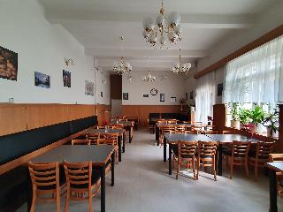 Hotel Jana / Pension Domov Mladeze fotoÄŸrafÄ±