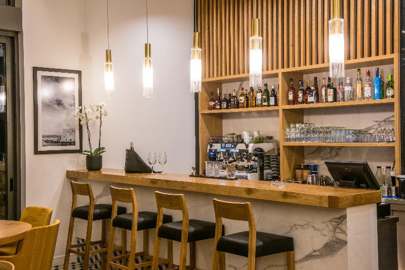 Metropole Urban Hotel - Bar