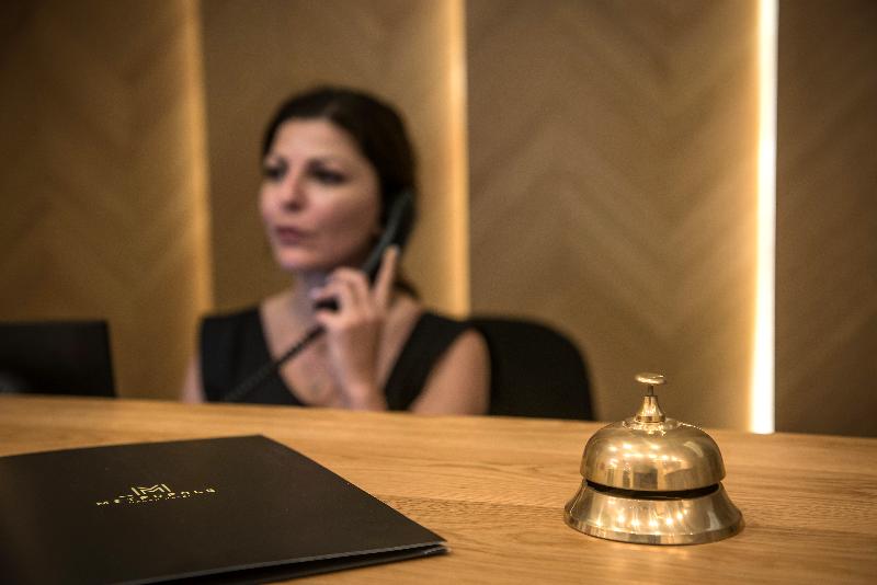 Metropole Urban Hotel - Lobi