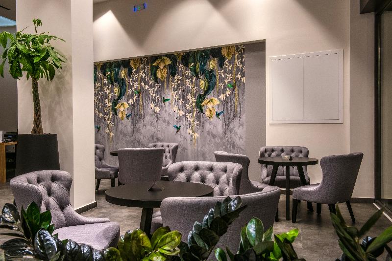 Metropole Urban Hotel - Lobi