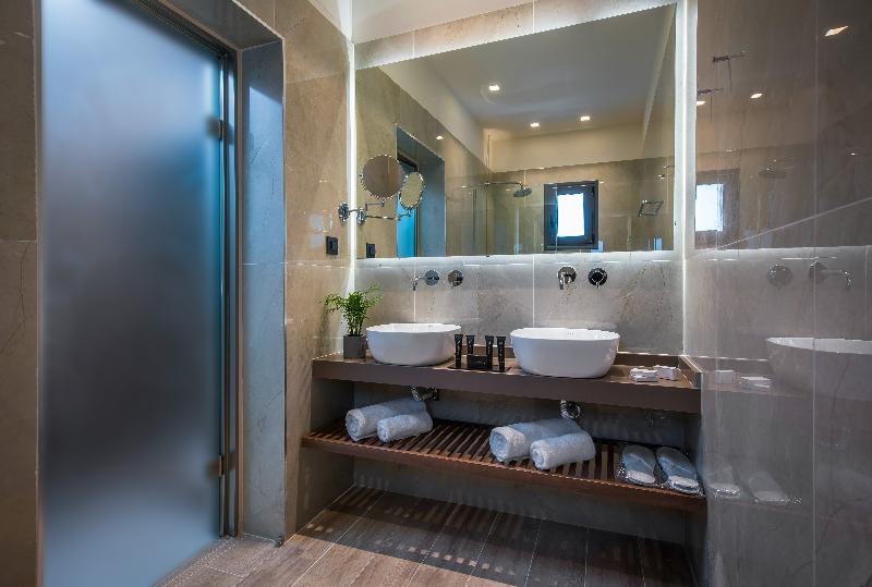 Metropole Urban Hotel - Oda