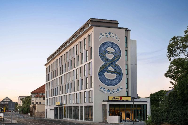 Super 8 by Wyndham Dresden - Genel