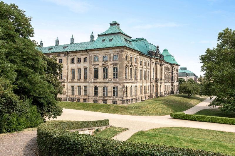 Super 8 by Wyndham Dresden - Genel
