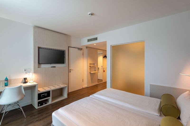 Super 8 by Wyndham Dresden - Oda