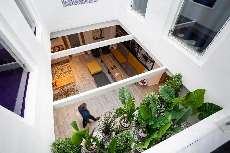 Basic Hotel Sevilla Catedral - Lobi