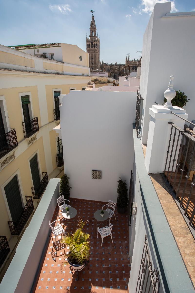 Basic Hotel Sevilla Catedral - Genel