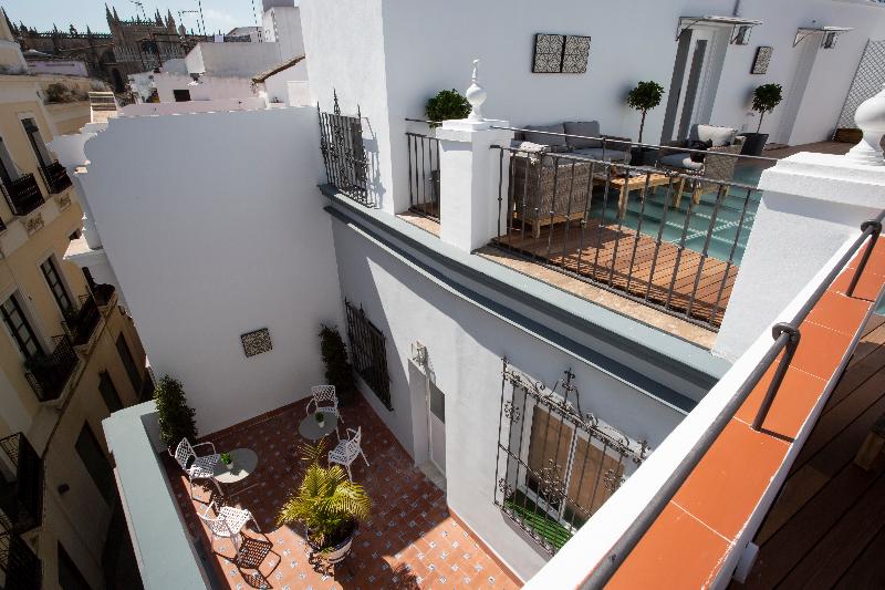 Basic Hotel Sevilla Catedral - Genel