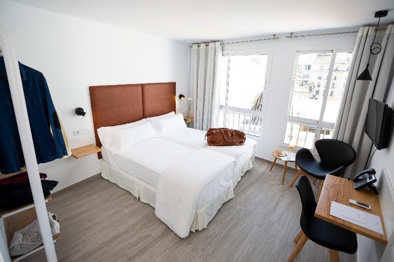 Basic Hotel Sevilla Catedral - Oda