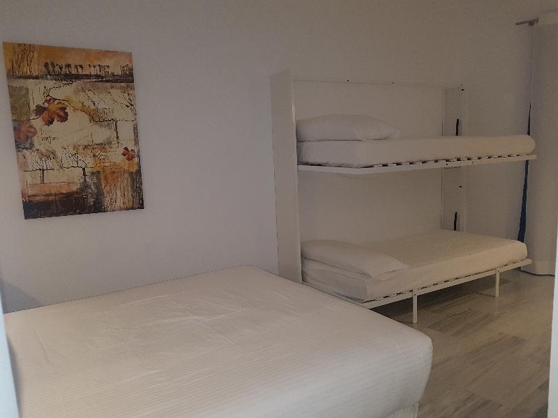 Basic Hotel Sevilla Catedral - Oda