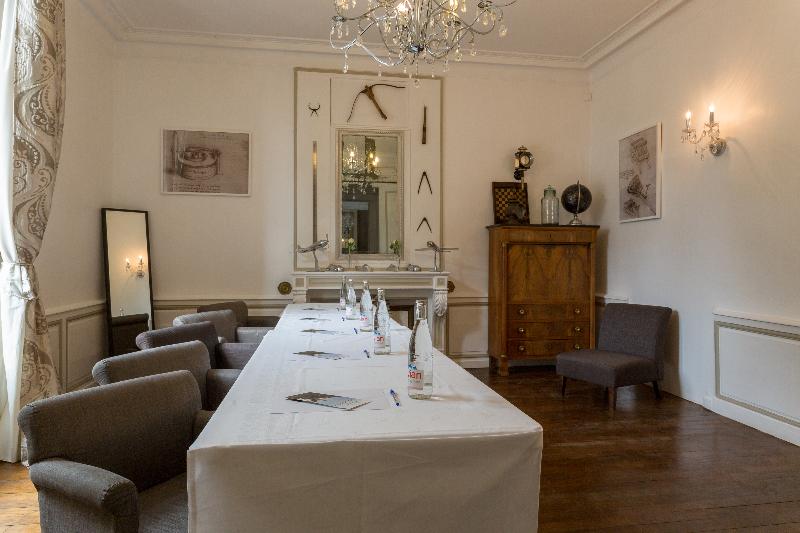 Château le Sallay - Toplantı