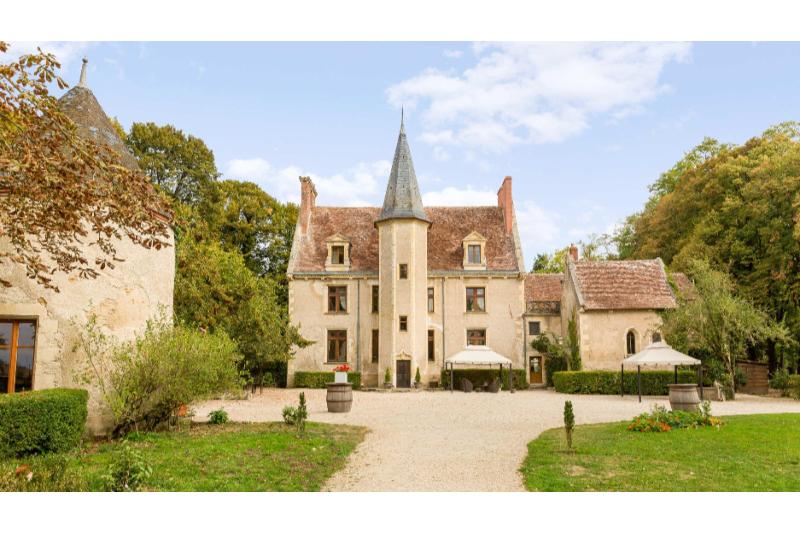 Château le Sallay - Genel