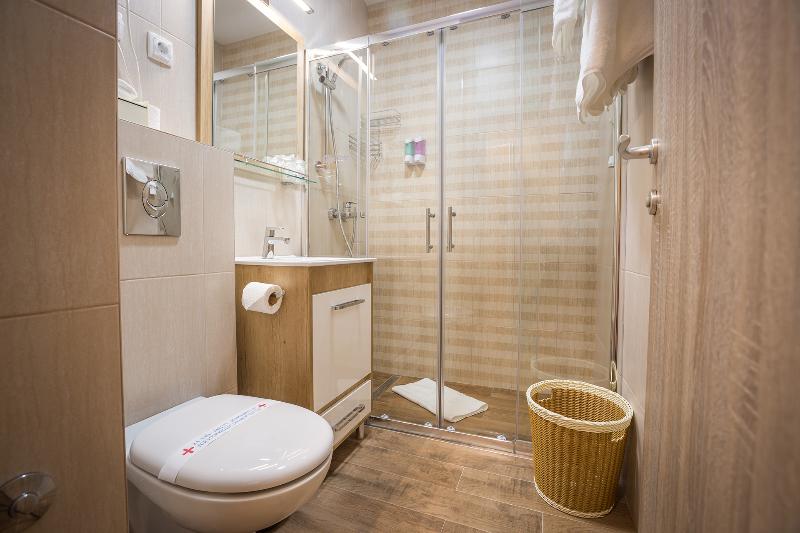 Hotel Mar Garni - Oda
