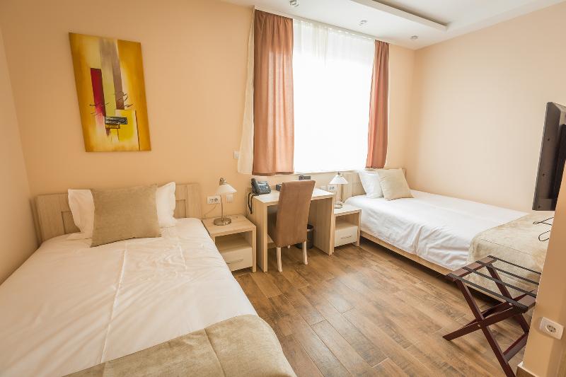 Hotel Mar Garni - Oda