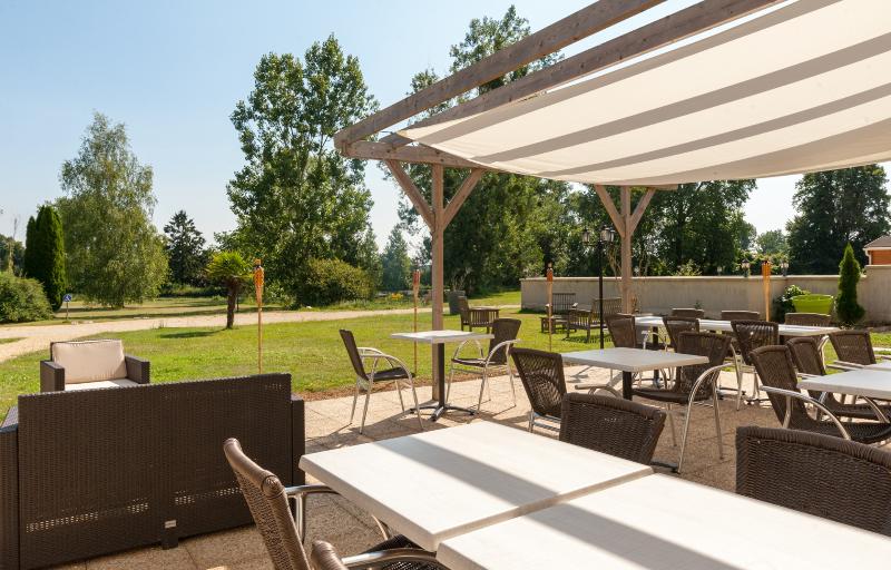 Domaine de Presle Saumur, The Originals Relais - Teras