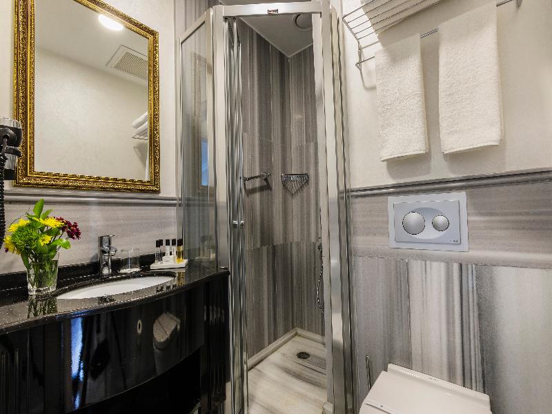 Meroddi La Porta - Oda