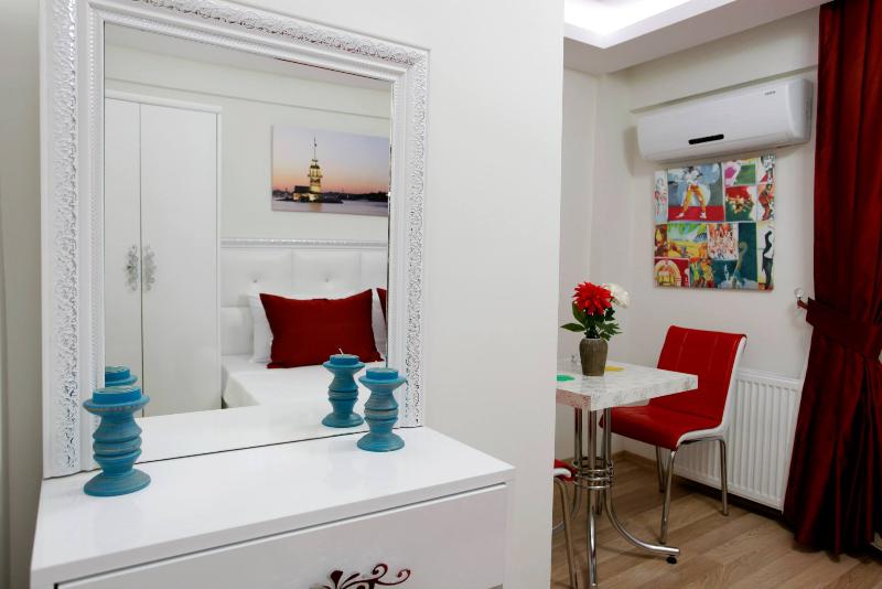 Taksim Istiklal Suites - Oda
