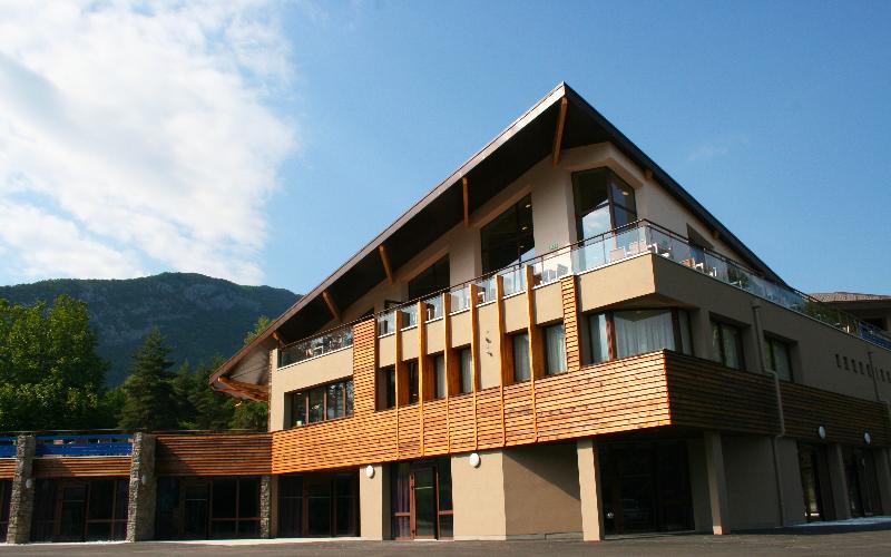 Le Pré Du Lac - Genel