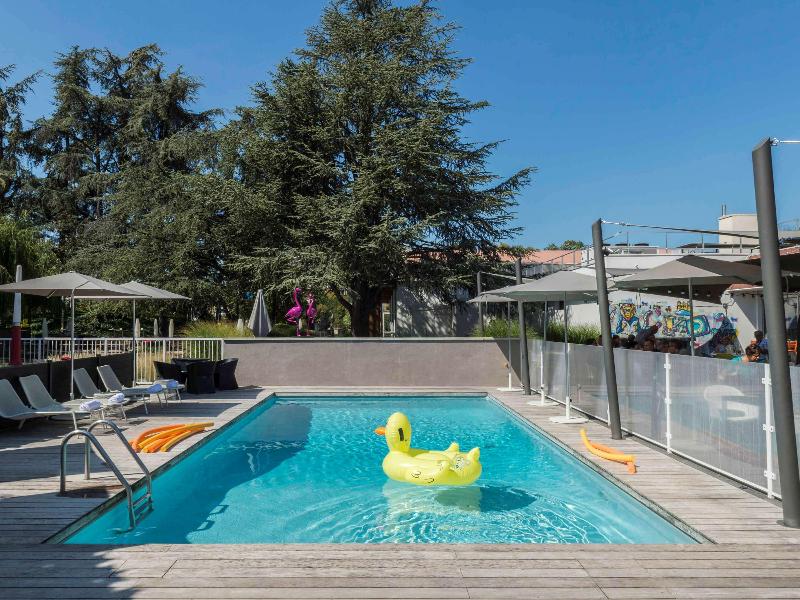 Ibis Styles Lyon Bron Eurexpo - Havuz