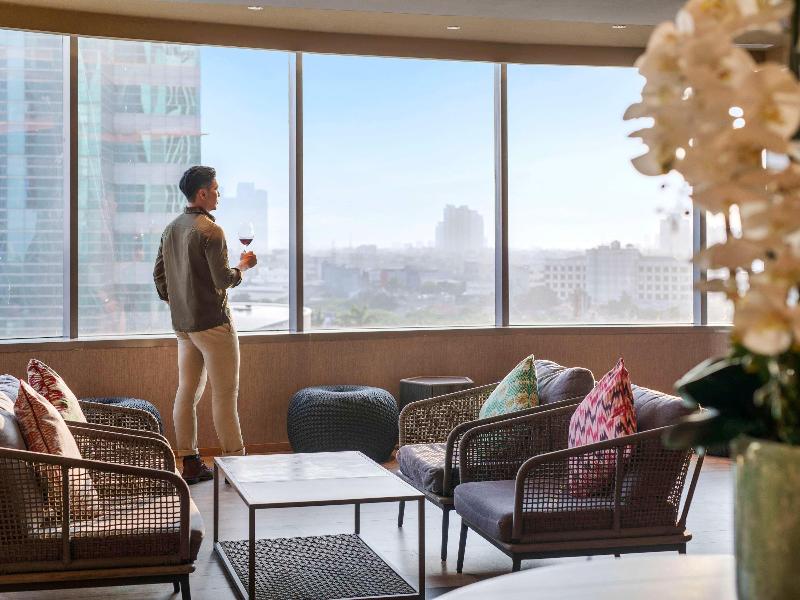 Mercure Jakarta Gatot Subroto - Bar
