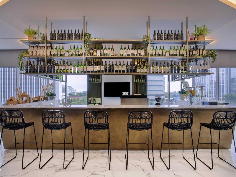 Mercure Jakarta Gatot Subroto - Bar