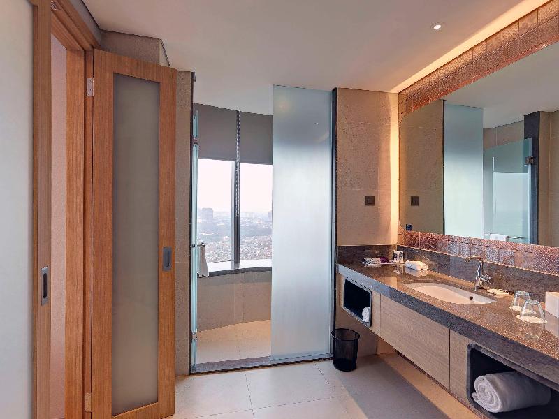 Mercure Jakarta Gatot Subroto - Oda