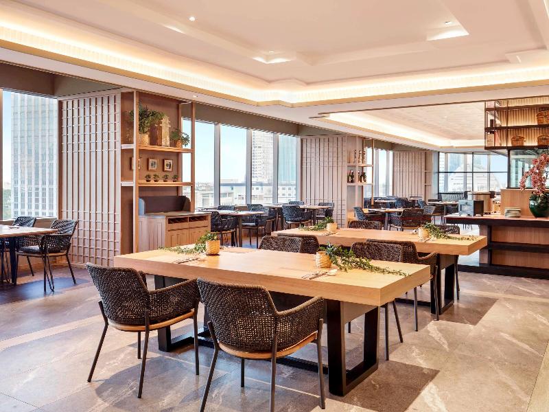 Mercure Jakarta Gatot Subroto - Restoran