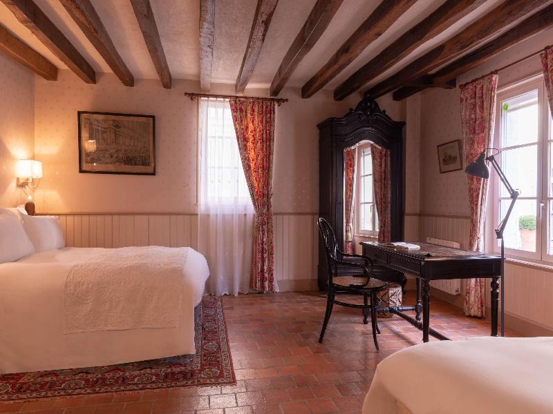 Hotel The Originals Le Domaine de Mestré - Oda